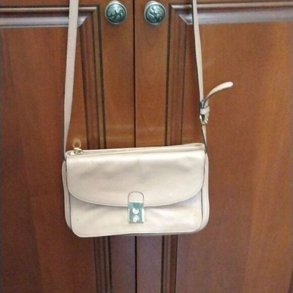 Tory Burch Handbags - Tory Burch Crossbody  